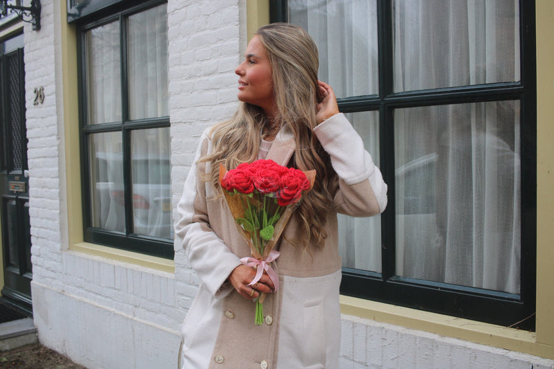 Gehaakte bloemen als uniek valentijnscadeau